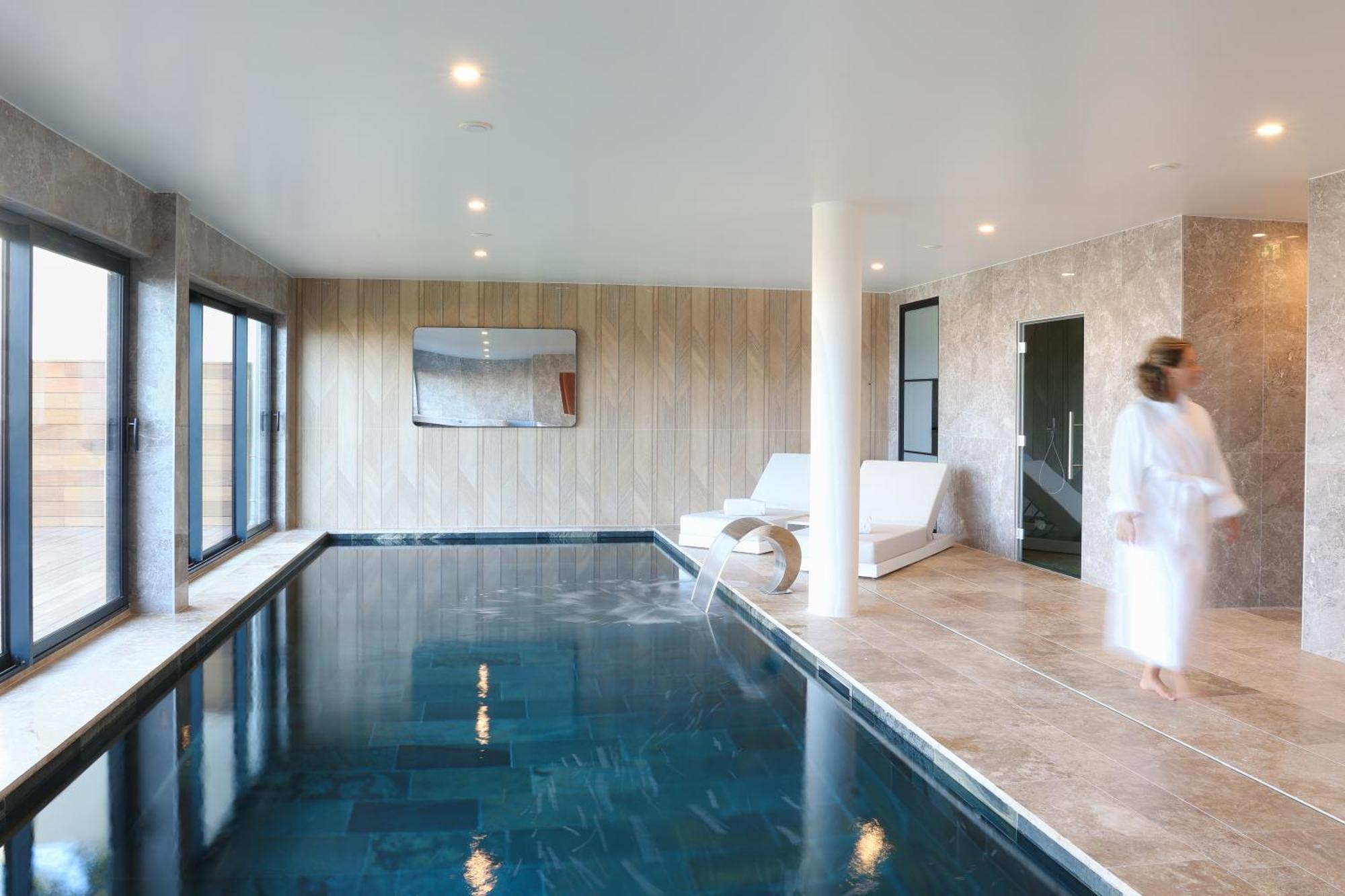 ארסשון Les Vagues Hotel & Spa מראה חיצוני תמונה