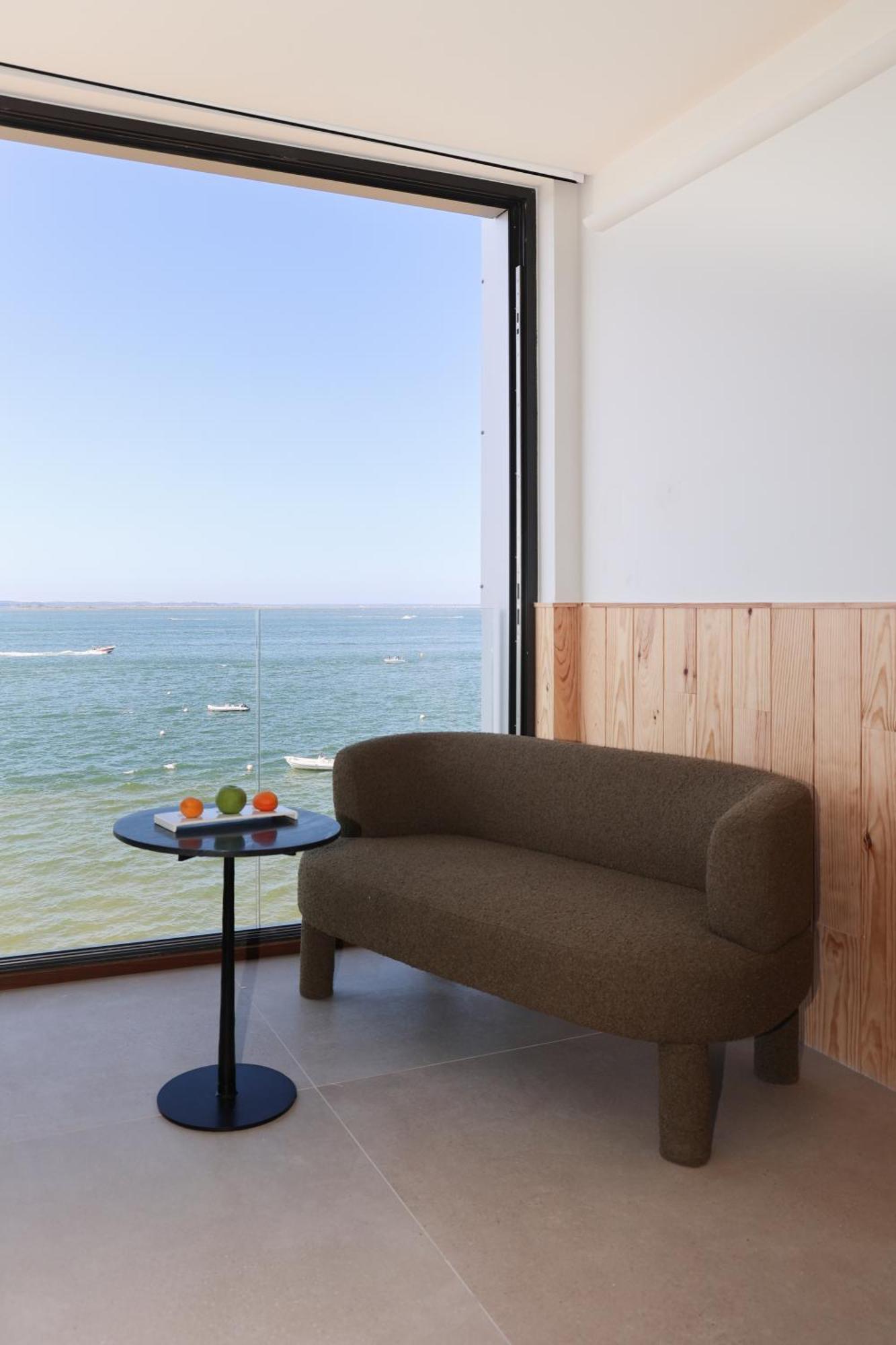 ארסשון Les Vagues Hotel & Spa מראה חיצוני תמונה