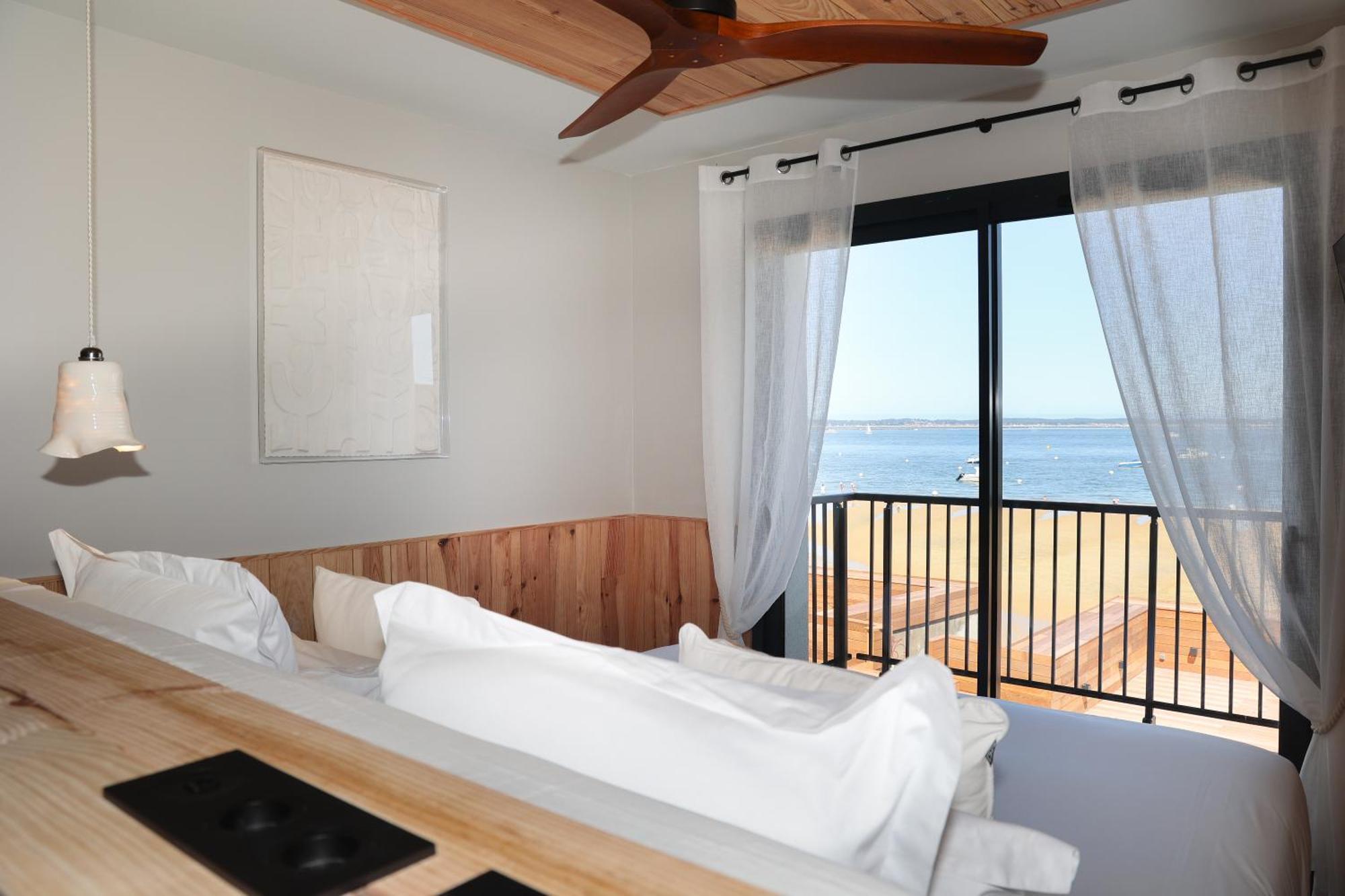 ארסשון Les Vagues Hotel & Spa מראה חיצוני תמונה