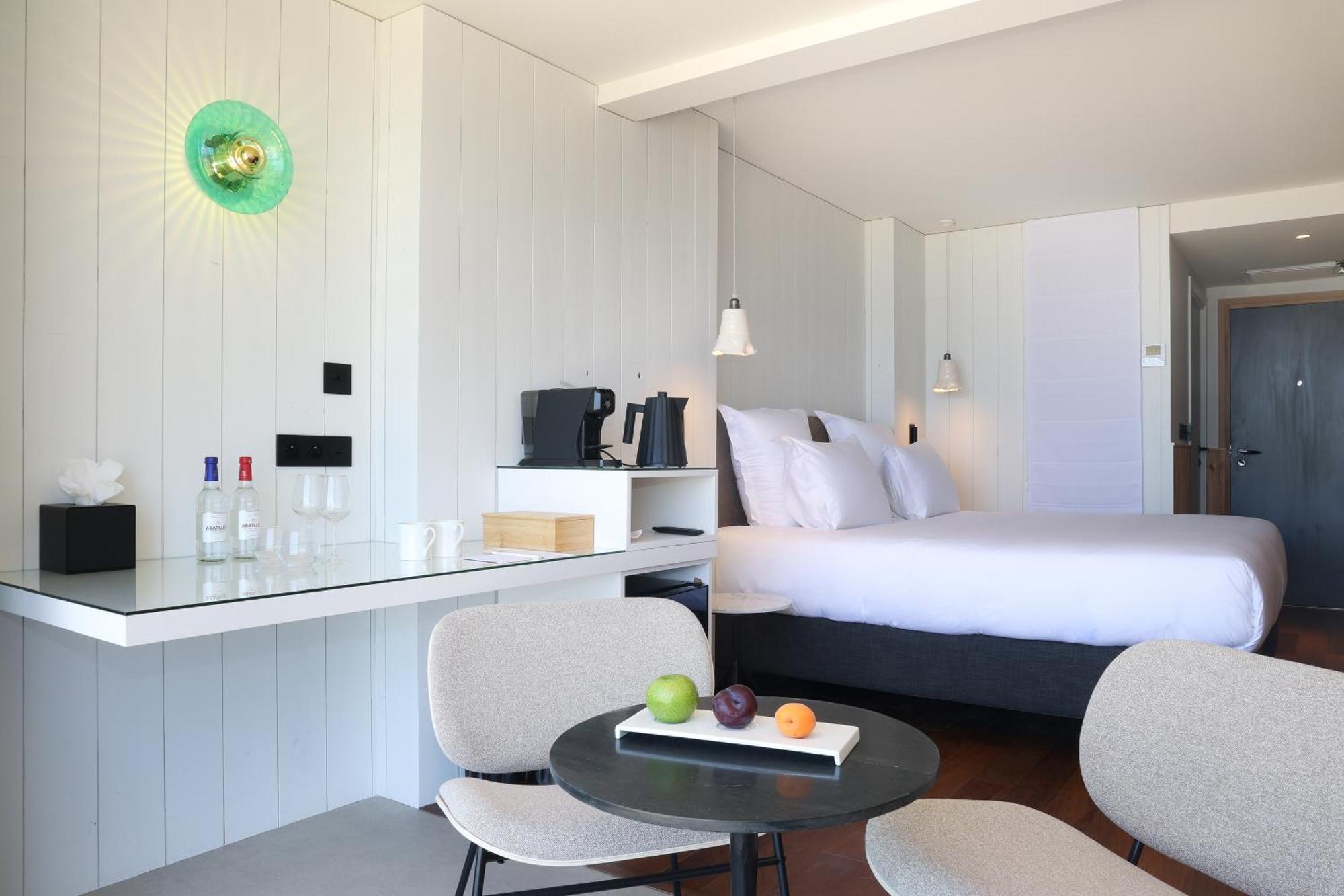 ארסשון Les Vagues Hotel & Spa מראה חיצוני תמונה